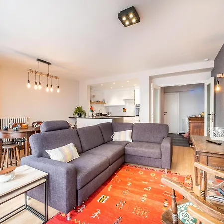 Neva Troisieme アパート